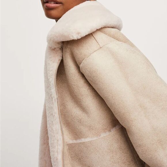 Mango Reversible faux shearling-lined jacket - Picture 5 of 11